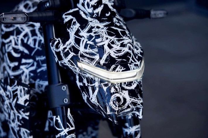 EV Fun Concept sở hữu kích thước và hiệu suất tương đương với một chiếc xe máy hạng trung. Xe được trang bị bộ pin liền khối, không thể tháo rời, và hỗ trợ công nghệ sạc nhanh CCS2 – chuẩn sạc phổ biến tại các trạm sạc xe điện hiện nay.