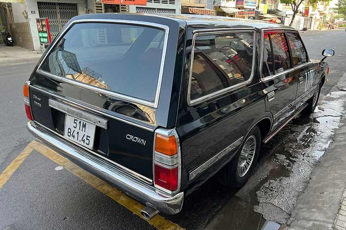 Ra mắt vào năm 1979, mẫu xe này có động cơ được nâng cấp từ 2.6 L lên 2.8 L 5M-EU. Động cơ 2 lít M vẫn được cung cấp cùng với phiên bản tăng áp – M-TEU. Động cơ 5M sử dụng bộ chế hòa khí cũng có sẵn ở một số thị trường. Trong dòng xe này, tên gọi của mẫu xe đề cập đến dung tích động cơ – MS110 (2 lít), MS111 (2.6 lít), MS112 (2.8 lít).