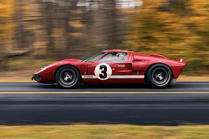 Có 2 chiếc Ford GT40 nữa đã được rao bán tại Kissimmee vào cuối tuần qua, nhưng cả hai đều không bán được. Một trong số đó là chiếc Ford GT40 MkI năm 1965, số khung P/1018, một trong 48 chiếc xe đua được sản xuất và là một trong hai chiếc duy nhất được biết đến là do chính Carroll Shelby cầm lái. Chiếc xe được dự đoán sẽ thu về khoảng 6 triệu đô la, nhưng giá đấu thầu đã dừng lại ở mức 5,3 triệu USD.