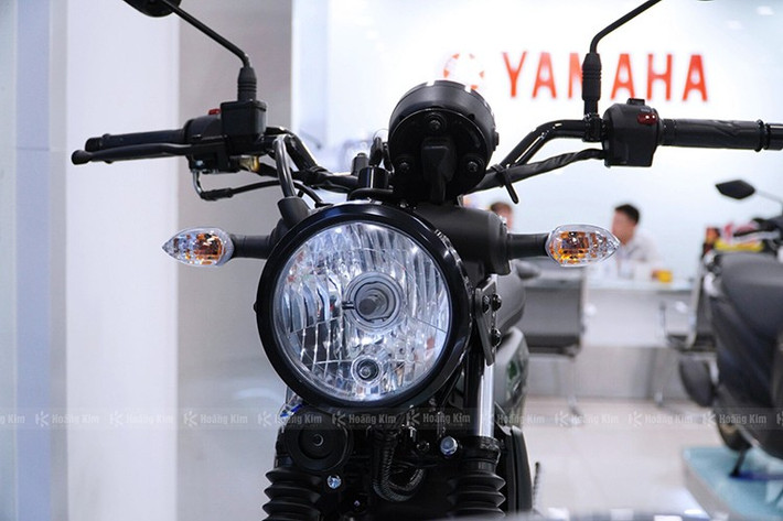 Người mua nếu không chấp nhận mức chênh lệch buộc phải đặt cọc và chờ đợt phân phối sau, trong khi lượng xe của lô đầu tiên về cuối tháng 9 được cho là khá hạn chế. Một vài showroom ở Hà Nội thậm chí đã tạm dừng nhận thêm đơn cọc vì hết suất phân bổ.