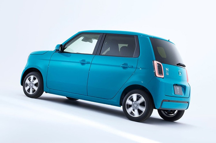 Theo công bố từ Honda, người mua N-ONE e: tại thị trường Nhật Bản sẽ được hưởng mức hỗ trợ tài chính từ chính phủ lên tới 574.000 Yên (tương đương khoảng 104 triệu đồng).