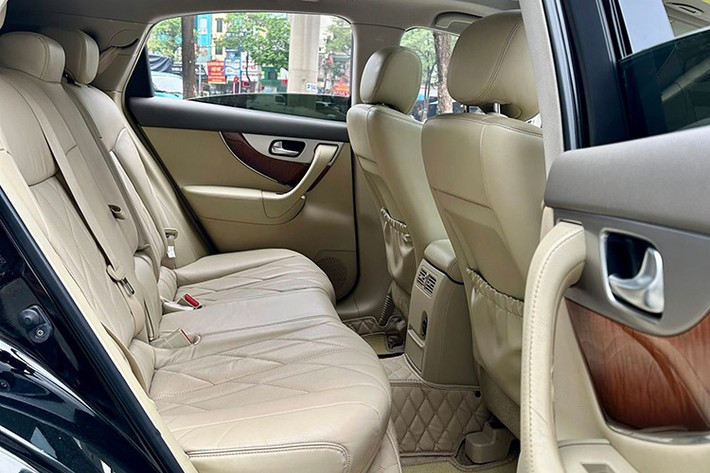 Tuy nhiên, không phải xe Nhật nào cũng dễ bảo trì. Với những dòng đã “khai tử” tại Việt Nam như Infiniti, người dùng cần lưu ý đến việc khan hiếm phụ tùng và số lượng gara có kinh nghiệm xử lý còn ít.