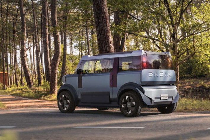 Theo Dacia, giá xe mới trung bình tại châu Âu đã tăng tới 77% trong giai đoạn từ năm 2010-2024, vượt xa tốc độ tăng thu nhập của các hộ gia đình. Với Hipster, Dacia muốn đưa xe điện đến gần hơn với đại đa số người tiêu dùng, vượt ra ngoài những gì Spring vốn đã là một mẫu xe bình dân có thể mang lại.