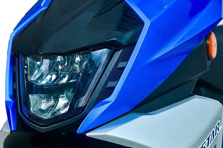 Về ngoại hình, Avenis 125 2025 tiếp tục hướng đến nhóm khách hàng đô thị, những người yêu thích xe tay ga thể thao gọn nhẹ, dễ điều khiển, tiết kiệm nhiên liệu và có giá cả hợp lý.