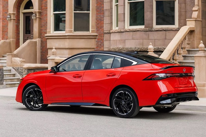 Hiện vẫn chưa có dấu hiệu nào cho thấy động cơ 3 xi-lanh 1,5 lít tăng áp 201 mã lực (150kW / 204PS) của Rogue hay bất kỳ công nghệ e-Power nào của Nissan, mặc dù nguồn tin nội bộ cho biết công nghệ này đang được phát triển cho xe.