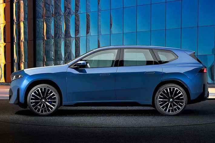 Đây là thế hệ xe được BMW thiết kế lại từ gốc, không chỉ ở hệ truyền động điện mà còn ở cách người lái tương tác với chiếc xe mỗi ngày. Theo BMW, những công nghệ xuất hiện trên iX3 sẽ dần được triển khai trên khoảng 40 mẫu xe và phiên bản nâng cấp khác nhau trước năm 2027 – biến iX3 thành chuẩn mực công nghệ mới cho toàn bộ dải sản phẩm.