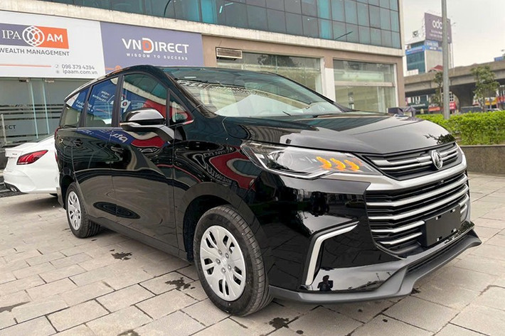 Theo giới chuyên môn, làn sóng ưu đãi hiện nay mang đến cơ hội rõ rệt cho người tiêu dùng, đặc biệt là những người đang cân nhắc đầu tư xe chạy dịch vụ. Với chi phí đầu tư ban đầu thấp, người mua dễ tiếp cận hơn và có thể rút ngắn thời gian hoàn vốn, yếu tố quan trọng trong bối cảnh kinh tế còn nhiều bất ổn.