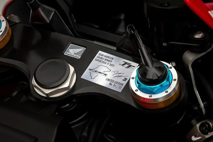 Chiếc xe đặc biệt này được phát triển dựa trên mẫu xe CBR1000RR-R Fireblade SP. Xe được trang bị khung nhôm hình kim cương, động cơ bốn xi-lanh thẳng hàng, làm mát bằng nước, dung tích 1.000cc với công suất tối đa 215 mã lực và mô-men xoắn cực đại 113 Nm.