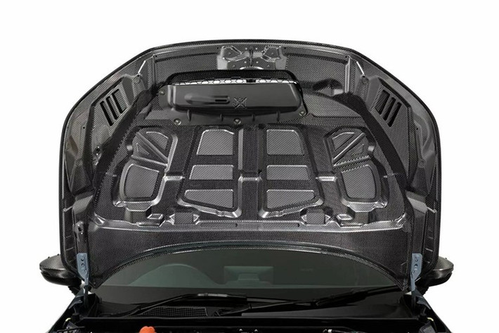 Nếu lựa chọn toàn bộ gói phụ kiện từ hãng độ Mugen, tổng chi phí lên tới 9.630.000 yen, tương đương khoảng 62.500 USD (quy đổi 1,64 tỷ đồng).