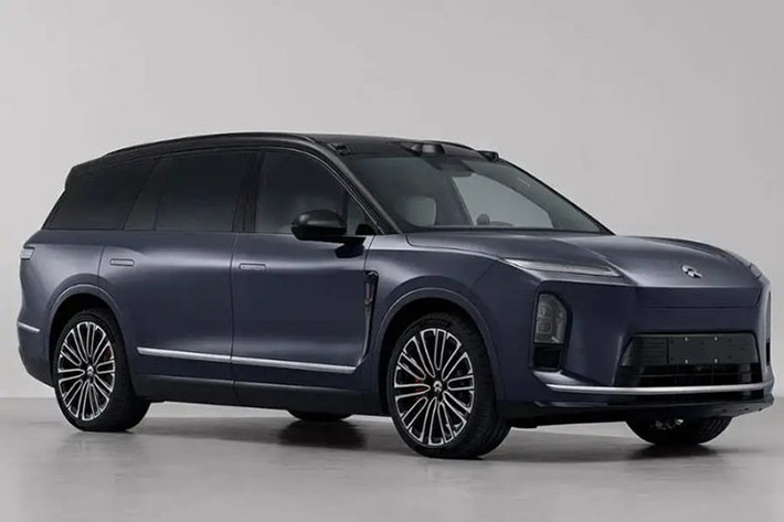 Nio vừa công bố loạt hình ảnh nội thất chính thức của mẫu SUV thuần điện ES8 hoàn toàn mới – trước ngày mở bán 21/8. Đây được xem là mẫu SUV điện lớn nhất hiện có tại Trung Quốc.