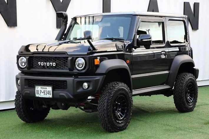 Theo thông tin niêm yết, bản màu be có giá 4.250.000 Yên (khoảng 765 triệu đồng). Với một chiếc Jimny được cá nhân hóa, mang phong cách cổ điển và khả năng off-road thực thụ, mức giá này không hề quá đắt.