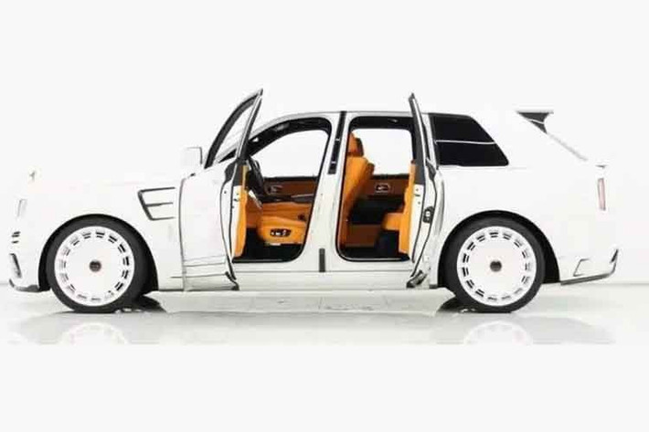 Phần dưới của cản trước hoàn toàn mới, đúng như Mansory đã ký, cũng như phần cản trước với các cánh gió nhỏ bên hông. Bộ mâm xe hoàn toàn phù hợp với dự án này, và nhờ hệ thống treo được tinh chỉnh, chiếc xe có thể hạ gầm sát mặt đường hơn so với nguyên bản.