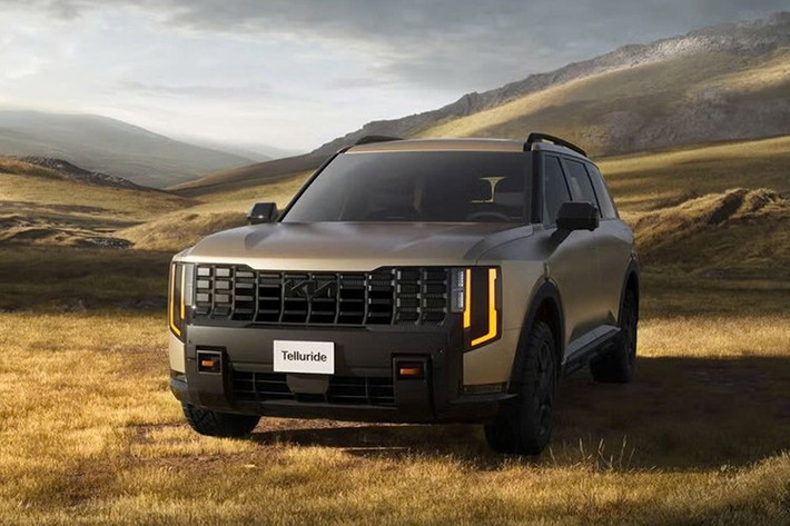 Mẫu xe này sẽ chính thức ra mắt toàn cầu tại Triển lãm Ô tô Los Angeles vào cuối tháng 11/2025 này, trước khi chính thức có mặt tại các đại lý ở Bắc Mỹ từ quý I/2026. Danh mục sản phẩm vẫn sẽ đầy đủ các phiên bản, bao gồm bản off-road X-Pro vốn rất được ưa chuộng tại thị trường Mỹ.