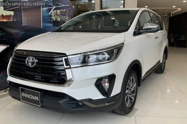 Ngoài Alphard, Toyota còn còn đóng góp thêm mẫu xe MPV là Innova với 29 chiếc, được xếp vào hãng xe có nhiều ôtô ế nhất thị trường Việt trong tháng 5/2025 vừa qua.