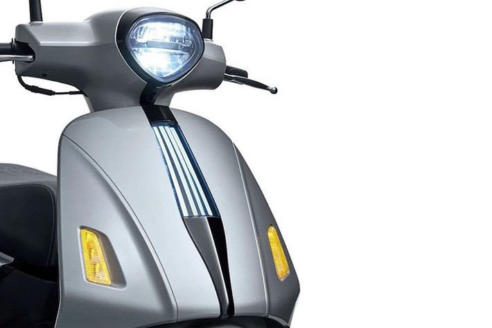 Phiên bản xe tay ga SYM Fiddle 2025 mới này giới thiệu các tính năng mới và một loạt các cập nhật công nghệ , chẳng hạn như hệ thống đèn LED...