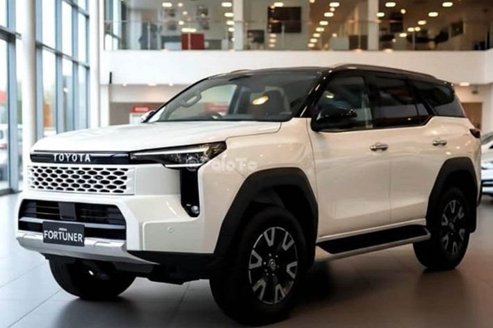 Mới đây, một video dựng chi tiết mẫu xe SUV Toyota Fortuner thế hệ mới đã xuất hiện trên YouTube Poloto, hé lộ gần như toàn bộ kỳ vọng về diện mạo ngoại thất, nội thất cũng như những nâng cấp đáng chờ đợi về công nghệ.