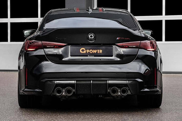 Với sự hỗ trợ từ công ty độ xe G-Power, chiếc M4 mui trần trở thành đối thủ thực sự của siêu xe, đồng thời có thể hạ mui để tận hưởng hiệu suất đầy phấn khích.Đây không chỉ là về con số, mà còn về tính dễ tiếp cận.