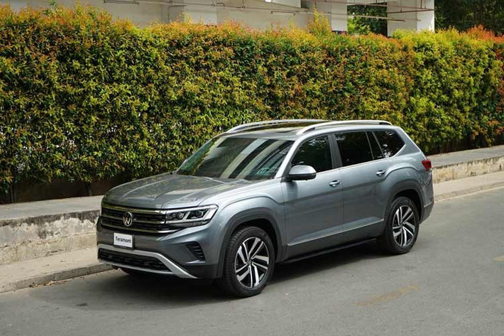Trong tháng 2/2026 này, hàng loạt hãng xe và đại lý đang tích cực triển khai các chương trình ưu đãi, giảm giá sâu nhằm vớt vát doanh số trong giai đoạn thấp điểm của thị trường ô tô trong nước. Đại lý Volkswagen cũng không phải là ngoại lệ. Theo đó, tại đại lý, dòng xe Volkswagen Teramont bản Limited hiện đang được áp dụng mức giảm giá lên đến 350 triệu đồng.