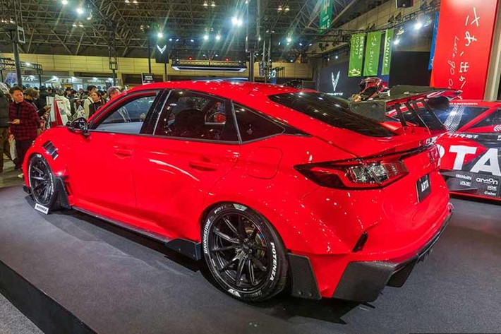 Mức giá dành cho gói nâng cấp ARTA GT cho Honda Civic Type R thế hệ mới là 13.500.000 yên (tương đương khoảng 2,24 tỷ đồng), đã bao gồm chi phí lắp đặt và sơn, nhưng chưa bao gồm giá xe Civic Type R nguyên bản.