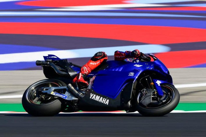 Tay đua của Prima Pramac Yamaha MotoGP - Jack Miller đánh giá việc thử nghiệm V4 rất hữu ích, chiếc xe đã tiến bộ so với M1 ở vài điểm và giờ đội ngũ đang tìm lại sự cân bằng mới về bố trí hình học và phân bổ trọng lượng.