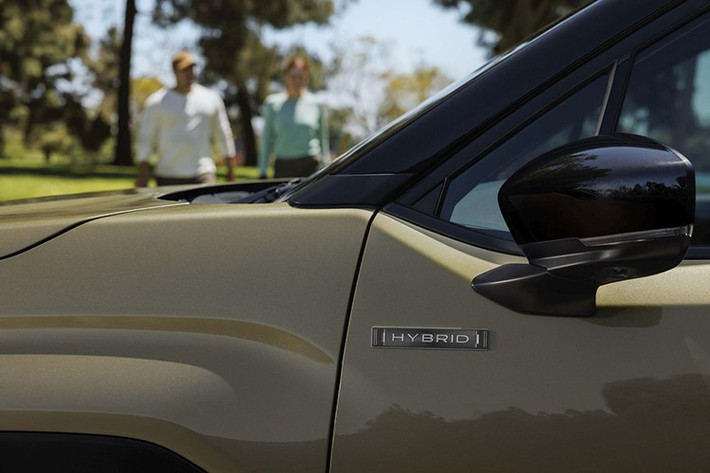 Trong đó, bản Sport sở hữu phong cách thể thao cá tính, bản Premium thiên về tiện nghi đô thị, còn bản X-Break sở hữu hàng loạt trang bị phục vụ khả năng vận hành off-road.