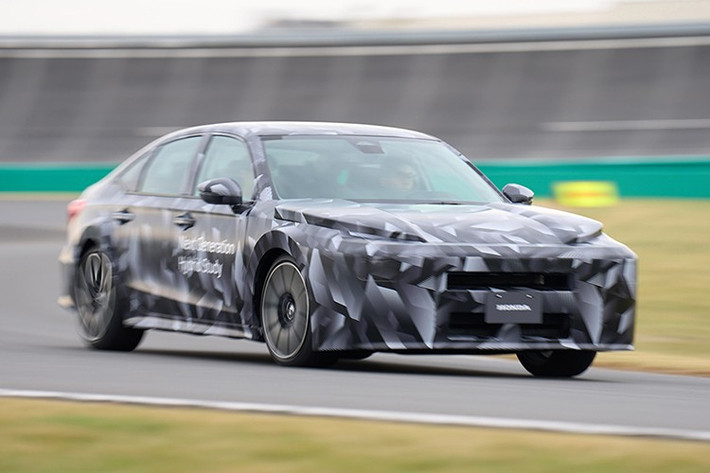 Khung gầm mới áp dụng kiến trúc mô-đun chia tách phần sàn trước, sau và khoang hành khách, cho phép dùng chung linh kiện hơn 60% giữa các dòng xe, từ đó giúp rút ngắn thời gian phát triển và tối ưu chi phí sản xuất.