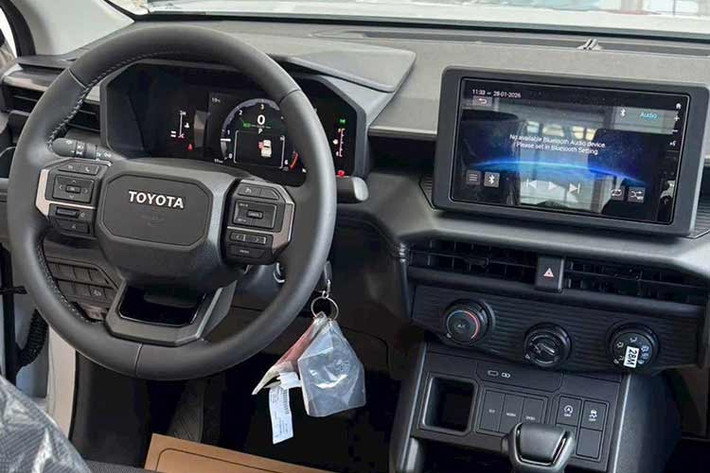 Ở mảng an toàn và hỗ trợ lái, chỉ bản Trailhunter được trang bị gói ADAS với các tính năng như hỗ trợ giữ làn đường, phanh khẩn cấp tự động, đèn chiếu xa thông minh, kết hợp camera 360 độ, cảm biến áp suất lốp và cảm biến hỗ trợ đỗ xe. Các phiên bản thấp hơn chỉ có camera lùi và 6 cảm biến hỗ trợ đỗ xe.