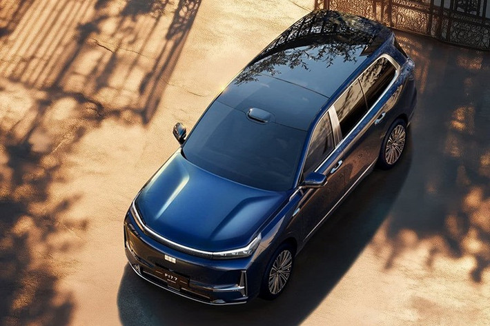 Thông tin chi tiết hơn về Geely Galaxy M9 2026 sẽ được công bố khi gần đến ngày mở bán tại Trung Quốc, với mức giá dự kiến khởi điểm từ 200.000 đến 300.000 nhân dân tệ (722,3 triệu - 1,083 tỷ đồng).