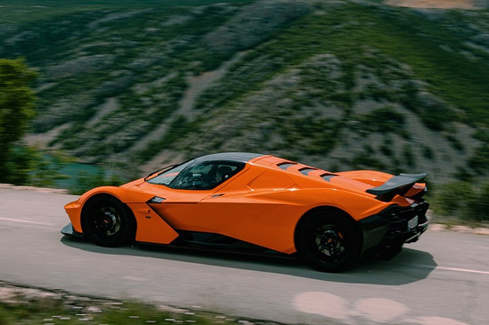 Cùng với đó, KTM cũng sẽ chấm dứt việc sản xuất và phân phối mẫu siêu xe X-Bow, sản phẩm từng được xem là biểu tượng tham vọng ngoài lĩnh vực môtô của hãng.