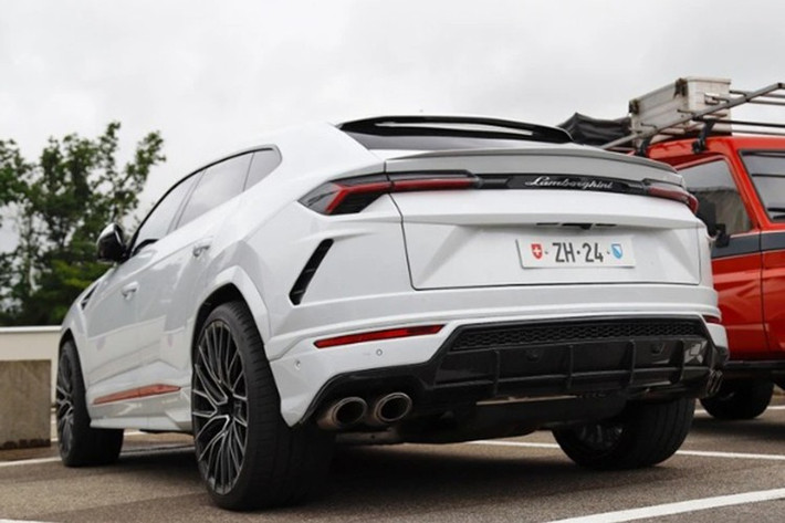 Không chỉ mang ý nghĩa tinh thần đặc biệt, biển số “ZH 24” còn rất hiếm khi chỉ nó có hai chữ số, trong khi biển số thông thường tại Thụy Sĩ thường có tới sáu chữ số.