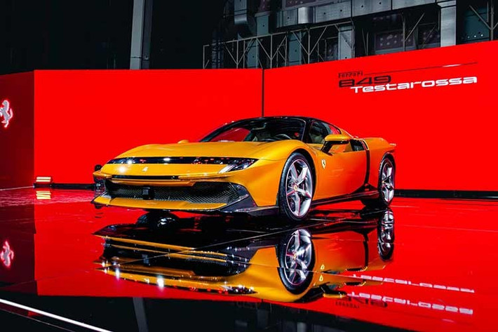 Năm 2026 đã qua được 15 ngày, và giờ là lúc chúng tôi sẽ bật mí cho bạn về một tin tức rất nóng trong năm nay, đó chính là việc siêu xe Ferrari 849 Testarossa dự kiến sẽ được mang về Việt Nam giới thiệu, 1 chiếc xe hoàn toàn mới, ra mắt vào tháng 9 năm ngoái.