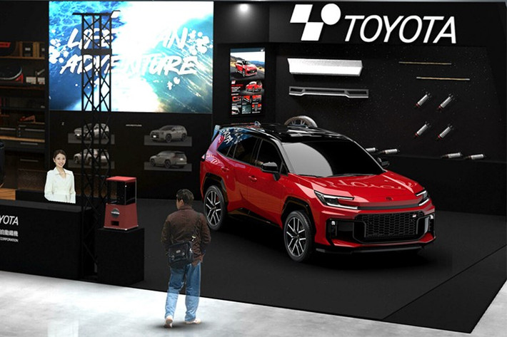 Bộ ba phiên bản độ của mẫu xe Toyota RAV4 hoàn toàn mới đến từ một đơn vị ít ai ngờ tới: Toyota Industries Corporation (TICO) – công ty "anh em" chuyên sản xuất xe nâng và máy dệt. TICO vốn không phải cái tên quen thuộc với người tiêu dùng phổ thông, nhưng đây thực chất lại là cái nôi lịch sử của Toyota.