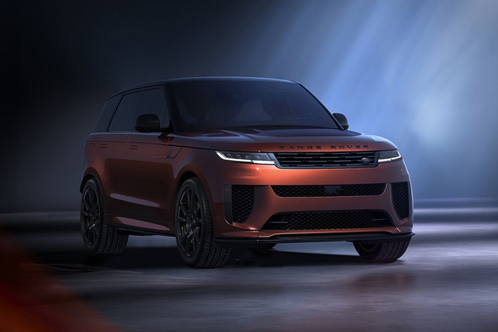 Thương hiệu xe sang Anh quốc - Land Rover đã tiết lộ mẫu xe SUV Range Rover Sport SV Carbon trước khi ra mắt chính thức vào ngày 13/8 tới đây trong khuôn khổ tuần lễ hội xe hơi Monterey được tổ chức tại Mỹ.