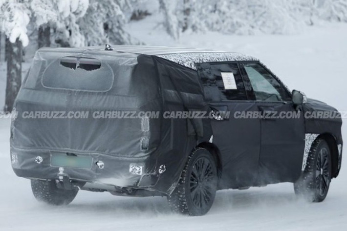 Đặc biệt, Hyundai được cho là sẽ bổ sung thêm một tùy chọn hệ truyền động mở rộng phạm vi hoạt động (range-extended), bên cạnh các phiên bản động cơ xăng và hybrid hiện tại. Thông tin chi tiết về cấu hình này hiện chưa được tiết lộ.