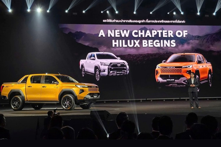 Mức giá xe Toyota Hilux TRAVO 2026 tại Thái Lan công bố bán ra dao động từ 1.102.000 đến 1.366.000 Baht (tương đương từ 895 triệu đến 1,1 tỷ đồng), tương ứng với các cấu hình dẫn động cầu sau (2WD) và hai cầu (4WD). Hiện chưa có thông tin xe sẽ về Việt Nam hay không?