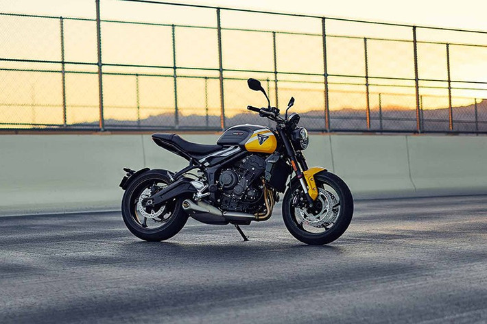 Đáng chú ý, trên Triumph Trident 660 2025 mới chế độ “Sport” đã được bổ sung bên cạnh hai chế độ “Road” và “Rain”, mang lại sự linh hoạt hơn cho người lái trong nhiều điều kiện khác nhau.