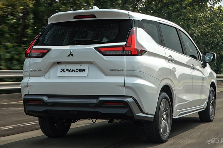 Động cơ 4 xi-lanh, hút khí tự nhiên, dung tích 1.5L này cho công suất tối đa 105 mã lực tại tua máy 6.000 vòng/phút và mô-men xoắn cực đại 141 Nm tại tua máy 4.000 vòng/phút, đi kèm hộp số vô cấp CVT hoặc hộp số sàn 5 cấp.