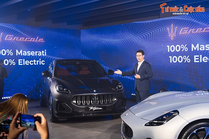 Maserati Grecale Folgore 2025 mới là mẫu SUV thuần điện đầu tiên của hãng xe sang đến từ nước Ý, đồng thời là mảnh ghép hoàn thiện dải sản phẩm Grecale bên cạnh các phiên bản động cơ đốt trong và hybrid.