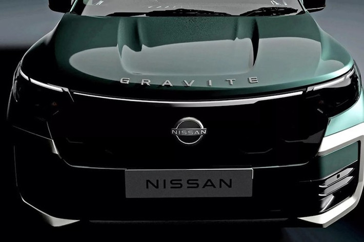 Mẫu xe minivan này ban đầu được công bố vào tháng 7/2024, và cũng từng được Nissan hé lộ vào tháng 3/2025. Tuy nhiên, đây là lần đầu tiên Nissan tiết lộ tên gọi của nó, cùng với các hình ảnh teaser bổ sung.