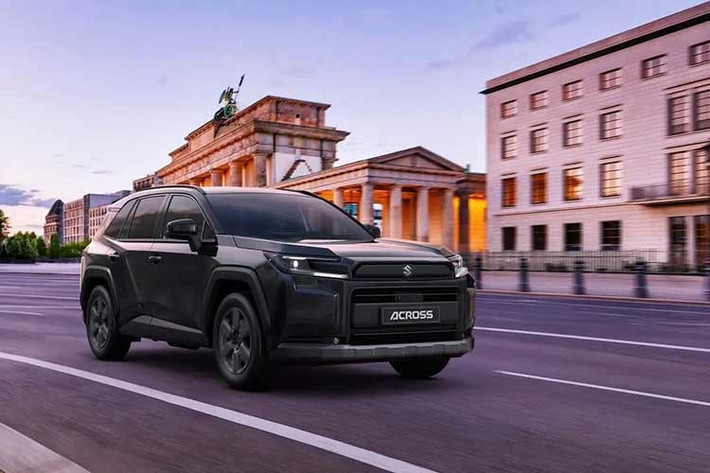 Đáng chú ý, Suzuki gần đây cũng giới thiệu một mẫu Across hoàn toàn khác tại Seychelles. Phiên bản này thực chất là Suzuki Victoris đổi logo, có kích thước nhỏ hơn đáng kể so với Across dựa trên RAV4 đang bán tại châu Âu.
