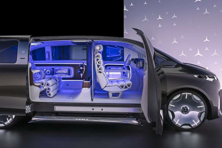 Cung cấp sức mạnh cho VLE là nhiều cấu hình động cơ, từ một đến hai mô-tơ điện cho công suất trải rộng từ khoảng 268 mã lực ở bản tiêu chuẩn đến gần 470 mã lực ở các phiên bản cao cấp.