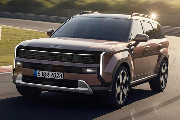 Với những thay đổi cả về thiết kế và kỹ thuật, Hyundai SantaFe 2027 phiên bản nâng cấp được kỳ vọng sẽ củng cố lại vị thế của mẫu xe này trên thị trường SUV cỡ trung, nơi sự cạnh tranh ngày càng gay gắt đến từ các thương hiệu Nhật, Mỹ.