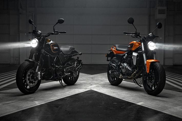 Trong khi đó, Harley-Davidson X500 thể hiện sự mạnh mẽ và thể thao. Dòng mô tô tầm trung X500 nâng cấp với động cơ I2 dung tích 500cc, sản sinh 48 mã lực.