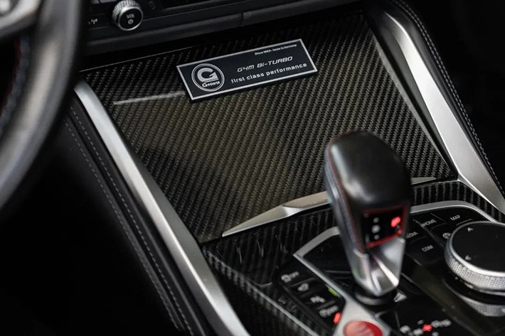 Thời gian tăng tốc 0-96 km/h “dưới 4 giây” của Mustang GTD trở nên kém ấn tượng hơn nếu như so với M4 được độ bài bản kết hợp hệ dẫn động 4 bánh. Không thể phủ nhận sự khác biệt cơ bản về triết lý.