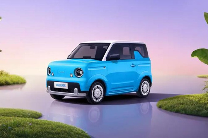 Khi ra mắt, Livan Smurf 2025 mới sẽ gia nhập phân khúc xe điện mini đang phát triển mạnh tại Trung Quốc, đối đầu trực tiếp với các đối thủ như Wuling Hongguang Mini EV, Chery QQ Icecream hay Bestune Pony.