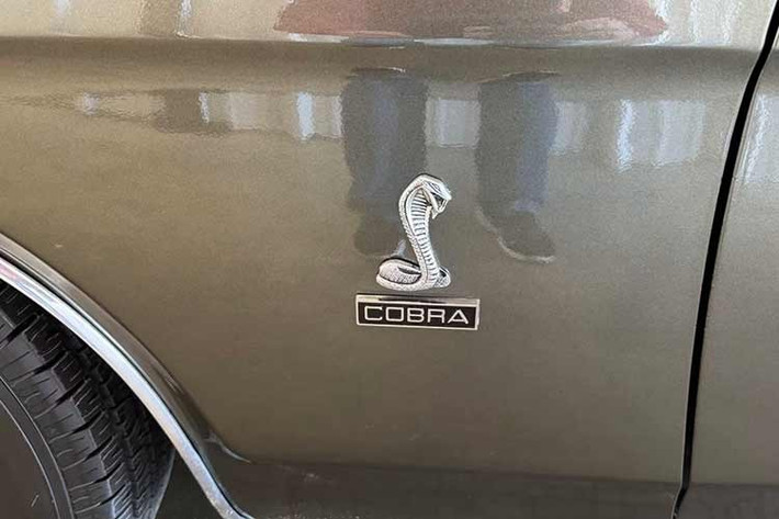 Vào tháng 9/2024, chiếc xe cơ bắp này đã được bán với giá 28.000 đô la tại một cuộc đấu giá ở Dallas. Tổng cộng là 30.800 đô la, bao gồm cả phí người mua. Như vậy người mua muốn bán lời 38.000 USD, khoảng 1 tỷ đồng. Điều thú vị là, chỉ một tháng sau, vào tháng 10 năm 2024, chiếc xe này đã được một đại lý rao bán.