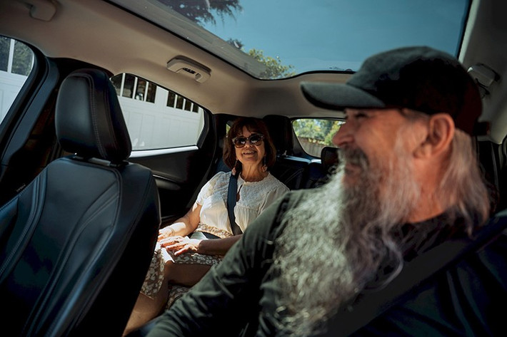 Thậm chí, nhờ hệ thống phanh tái tạo năng lượng - công nghệ đặc trưng trên các dòng xe điện, chiếc Mach-E của anh chưa cần thay phanh sau 3 năm sử dụng liên tục. Đây là lợi thế lớn của xe điện trong bối cảnh giá bảo dưỡng xe xăng ngày càng tăng cao.