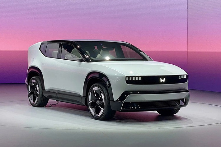 Tại triển lãm Japan Mobility Show 2025, Honda sẽ trình làng nhiều mẫu xe điện mới. Sự kiện lần này không chỉ chứng kiến sự xuất hiện của các mẫu concept thuộc dòng Honda 0 Series mà còn mở ra khả năng hồi sinh của dòng CR-V tại thị trường Nhật Bản.
