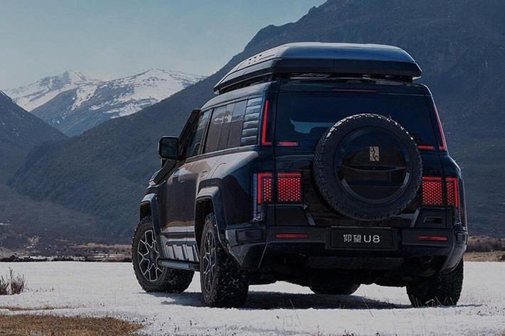 Theo kế hoạch, Yangwang sẽ gia nhập thị trường Anh vào năm 2027, đồng thời mẫu U8 cũng được BYD hé lộ sẽ ra mắt tại thị trường Brazil trong thời gian tới.