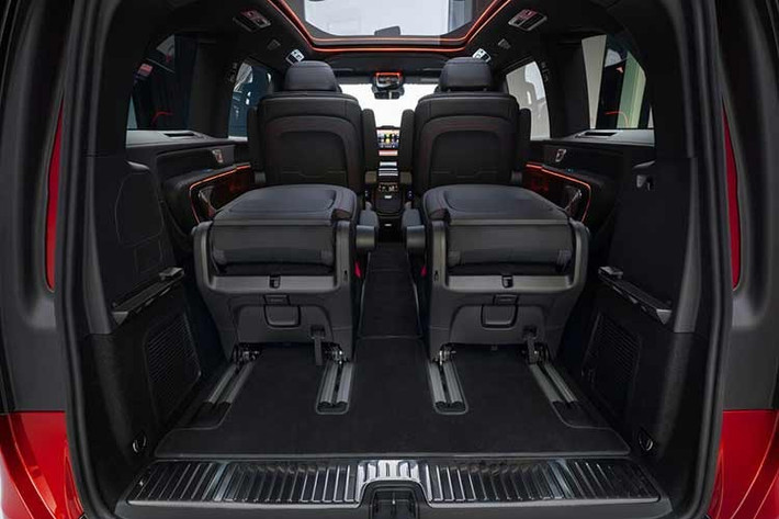 Công nghệ điện 800 volt cùng khả năng sạc nhanh hơn 300 kW cho phép chiếc xe minivan hạng sang Mercedes-Benz VLE 2028 có thể tăng thêm 355 km phạm vi hoạt động chỉ sau 15 phút sạc.